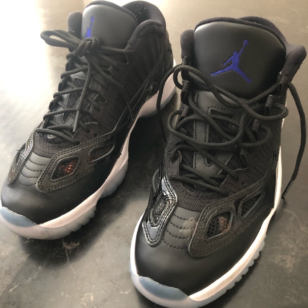 Air Jordan 11 Low IE Space Jam
